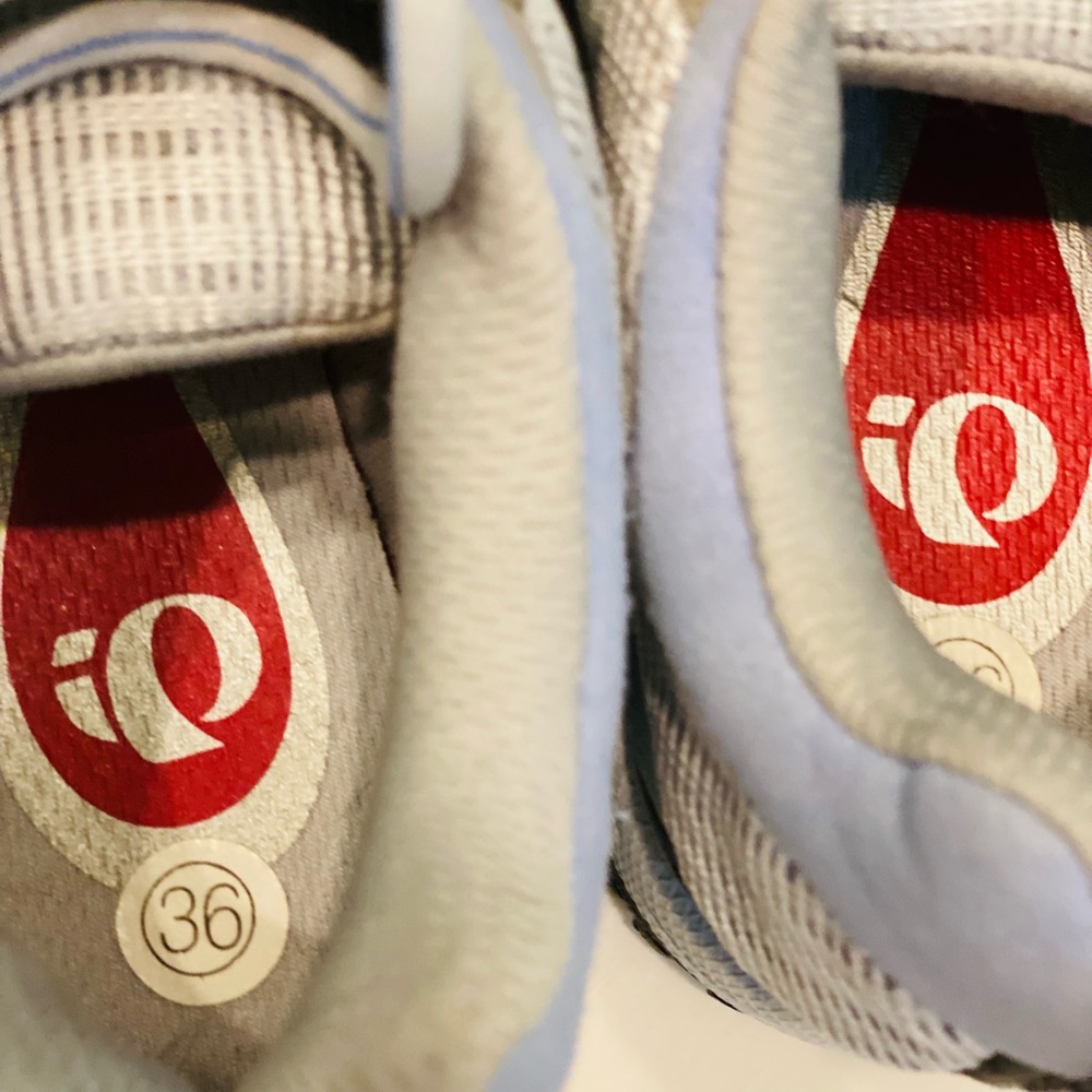Pearl Izumi bike shoes - Picture 7 of 10